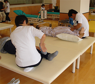 理学療法(PT)の様子2